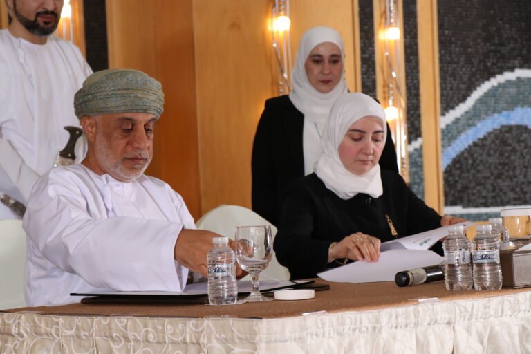 برعاية الفاضل هيثم بن سالم السالمي الرئيس التنفيذي لبورصة مسقط…. توقيع برنامج تعاون بين توافق وكوادر المستقبل